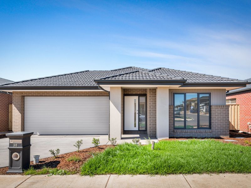 38 Blazon Drive, Tarneit