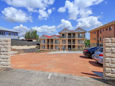 7/22 Chatsworth Road, Greenslopes
