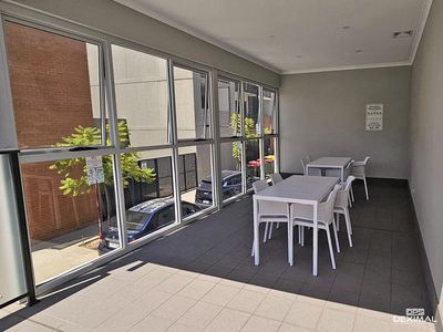 4 / 150 Stirling Street, Perth