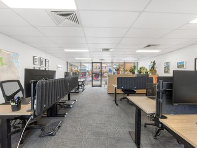 1 / 426 Logan Road, Stones Corner