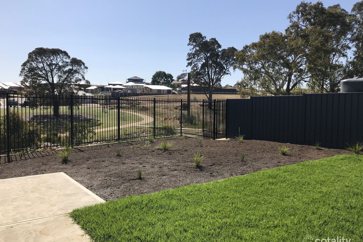 17 Clover Court, Mount Barker