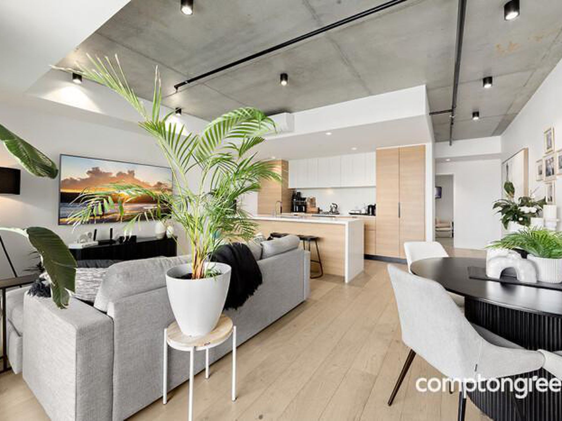 216 / 94 Buckley Street, Footscray