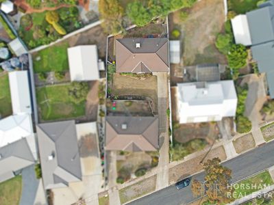 2 / 5 Penny Avenue, Horsham