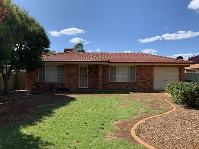 24 Murrumbidgee Place, Dubbo
