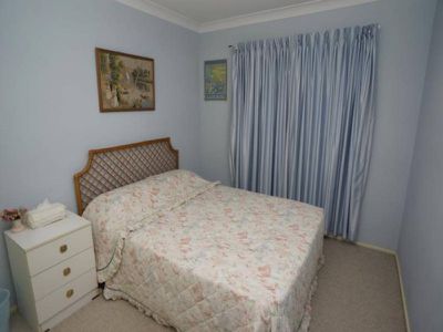 4 West Close, Hawks Nest