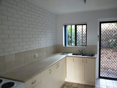 2 / 10 Fermont Road, Underwood
