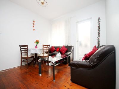 Unit 9 / 10 Fairmount Street, Lakemba