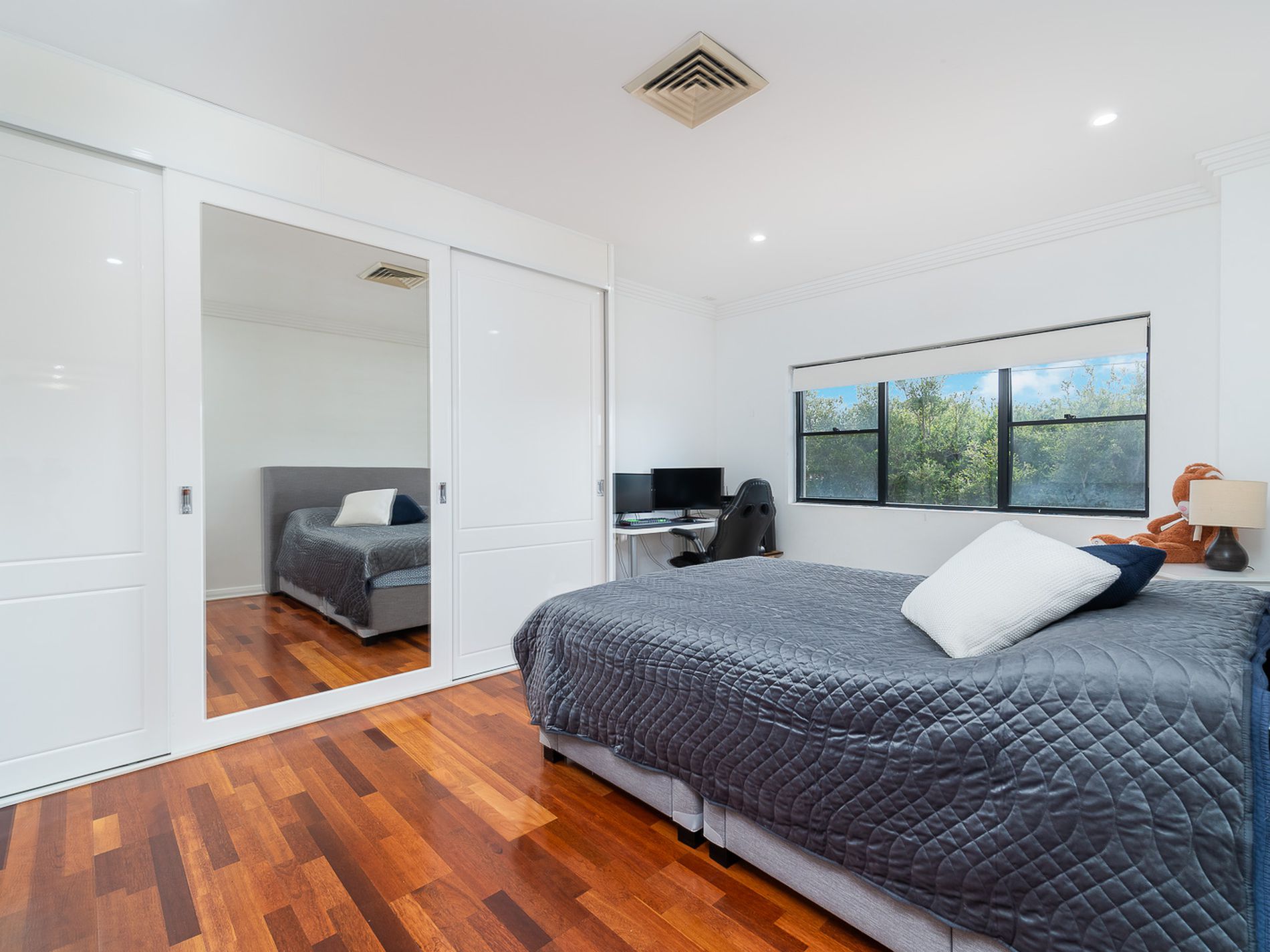 21 Albion Street, Roselands