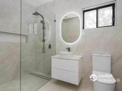 3 / 5 Elouera Crescent, Moorebank