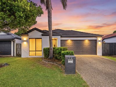 74 Serafina Drive, Helensvale
