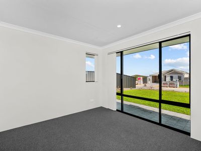 12 Nanarup Street, Two Rocks