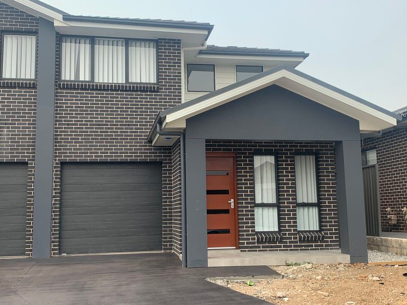 149 Village Circuit, Gregory Hills