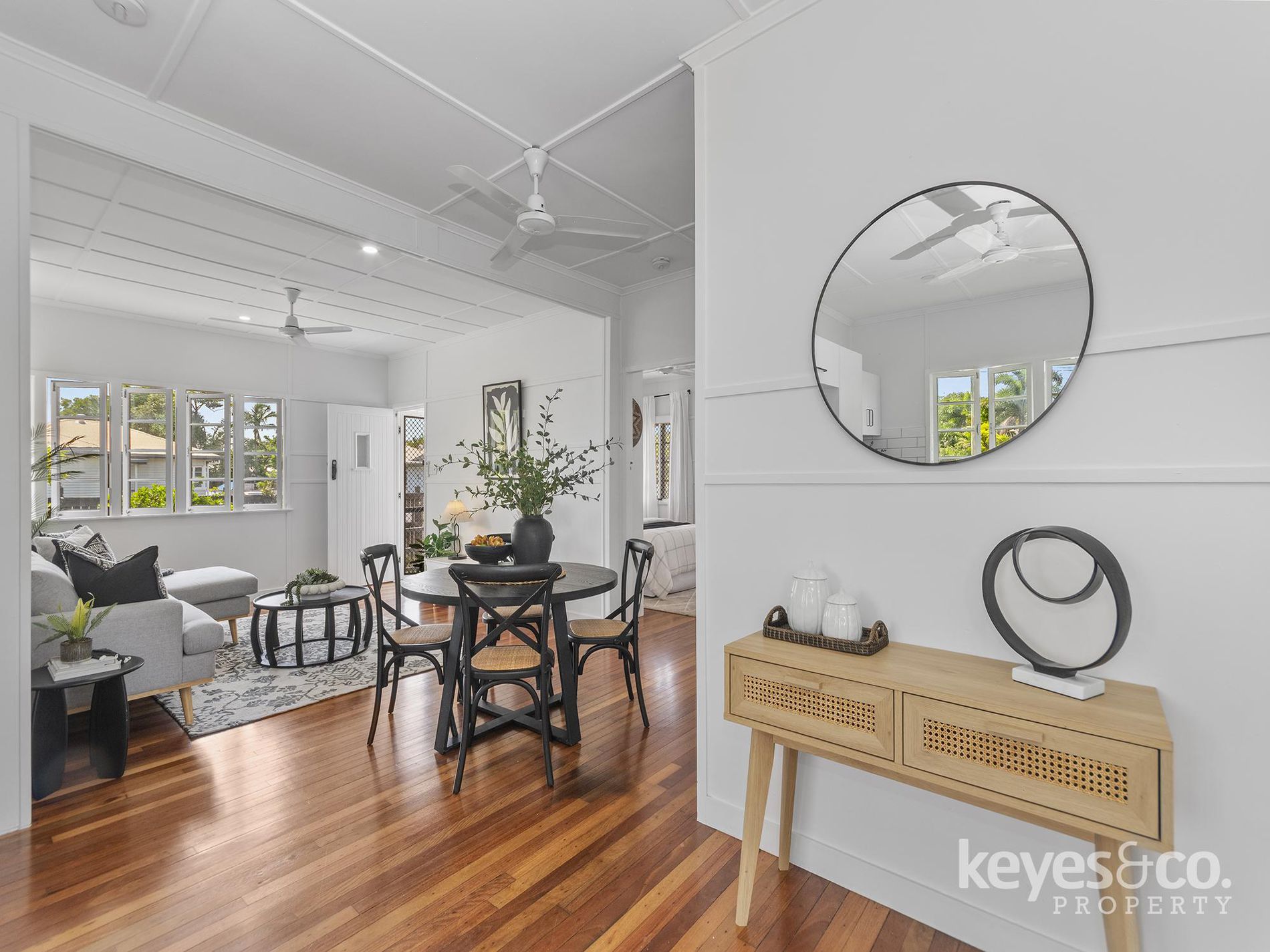 58 Kent Street, Gulliver