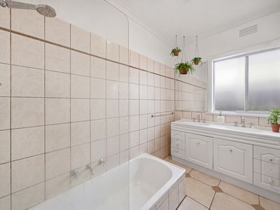 18 Acacia Street, Shepparton