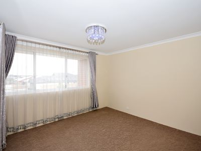 22 Irvine Parade, Hammond Park