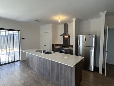 40 Hoveton Circuit, Aveley