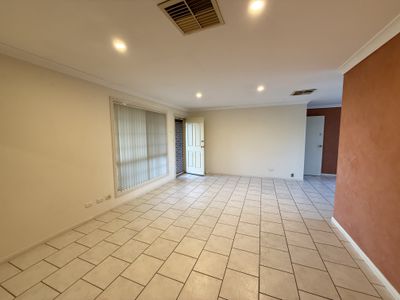 4 Evanside Parade, Griffith