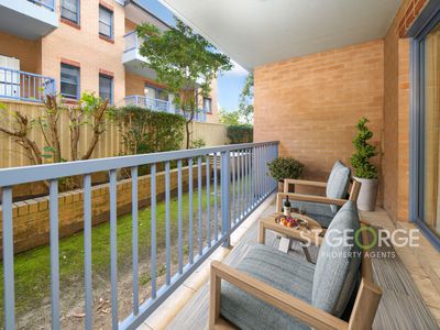 6 / 49 Woniora Road, Hurstville