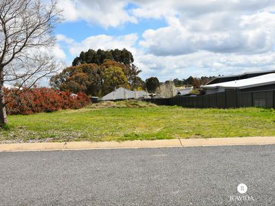 24 Braunthal Avenue, Beechworth