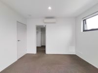 401 / 8 Hunt Street, Hamilton