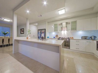 1 Hillcrest Street, Rochedale