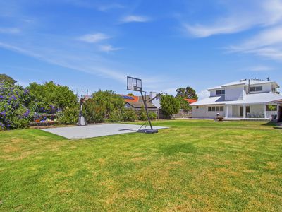 44 Barkly Street, Sale