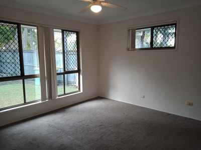 25 Quantock Court, Rochedale South