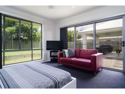 5 Oakleaf Close, Tewantin