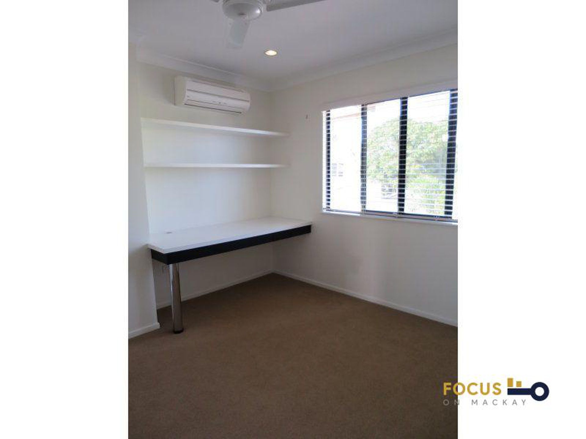2 / 61 Carlyle Street, Mackay