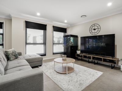 5 Riceflower Drive, Denham Court