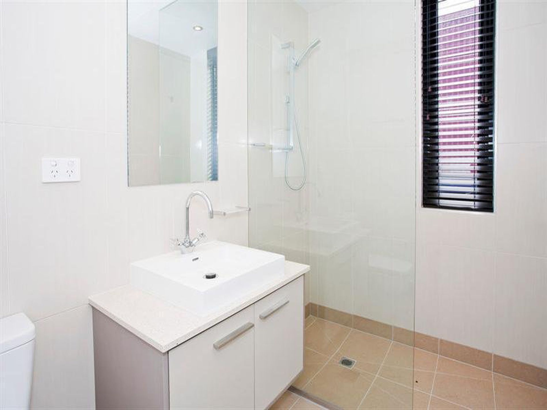 104 / 100 Western Beach Road, Geelong