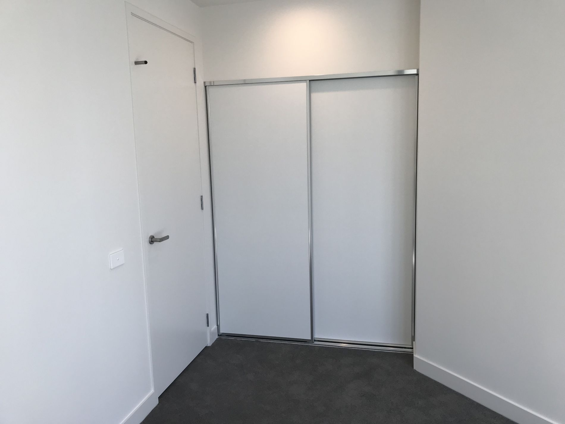 2010 / 105 Clarendon Street, Southbank