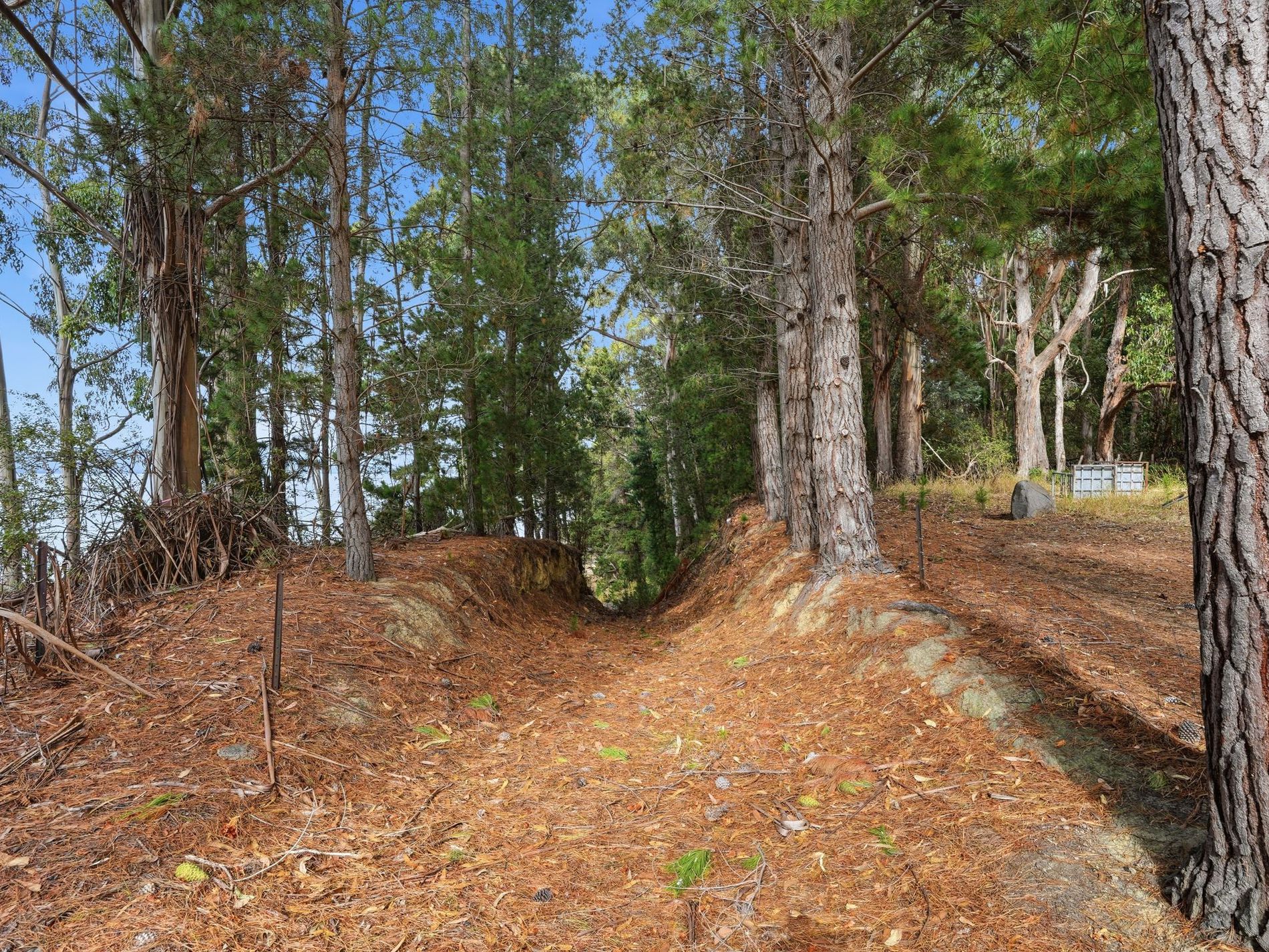 4645 Channel Highway, Gordon