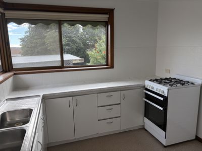 120 Heyers Road, Grovedale