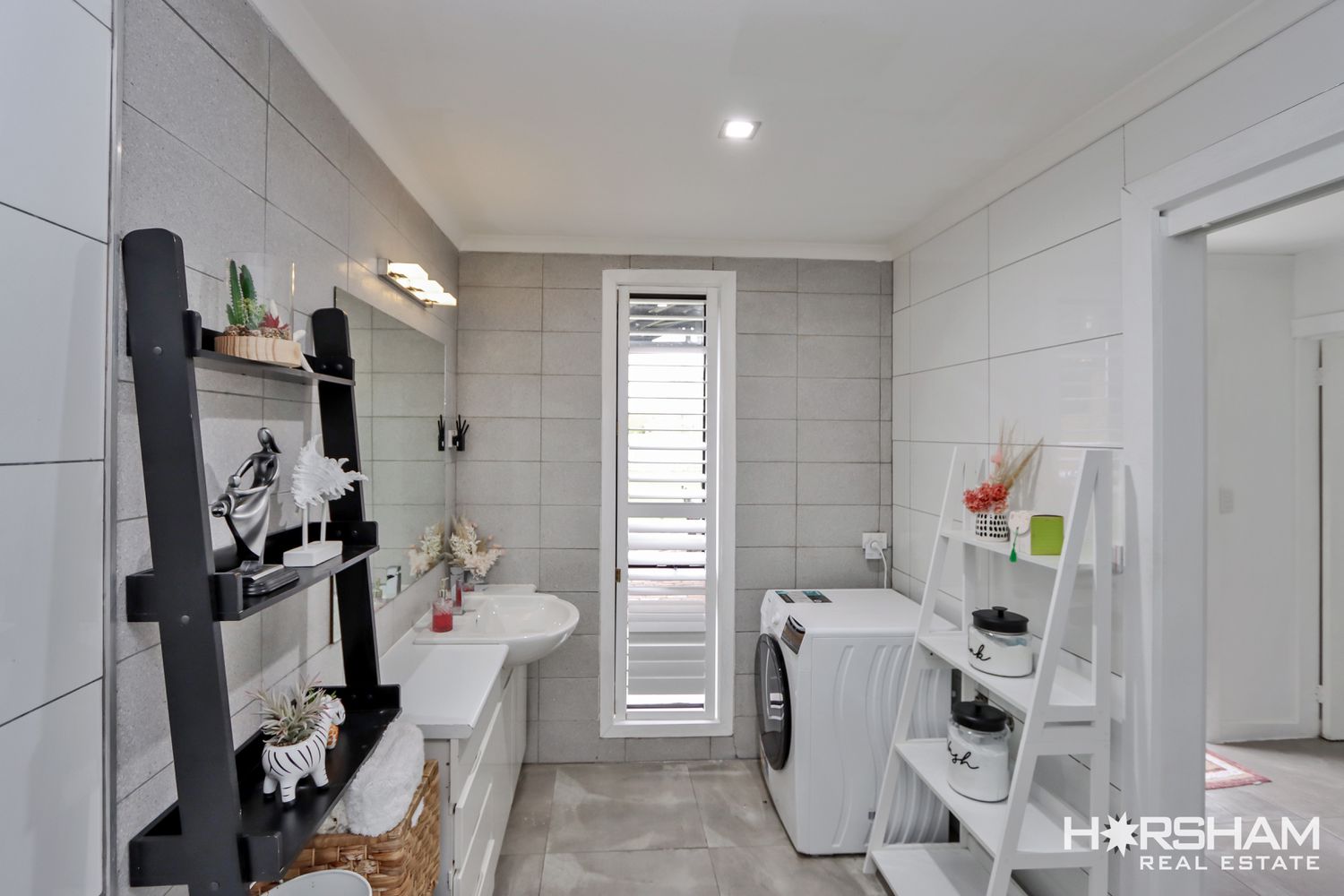 11 Tena Ave [Fully Furnished], Horsham