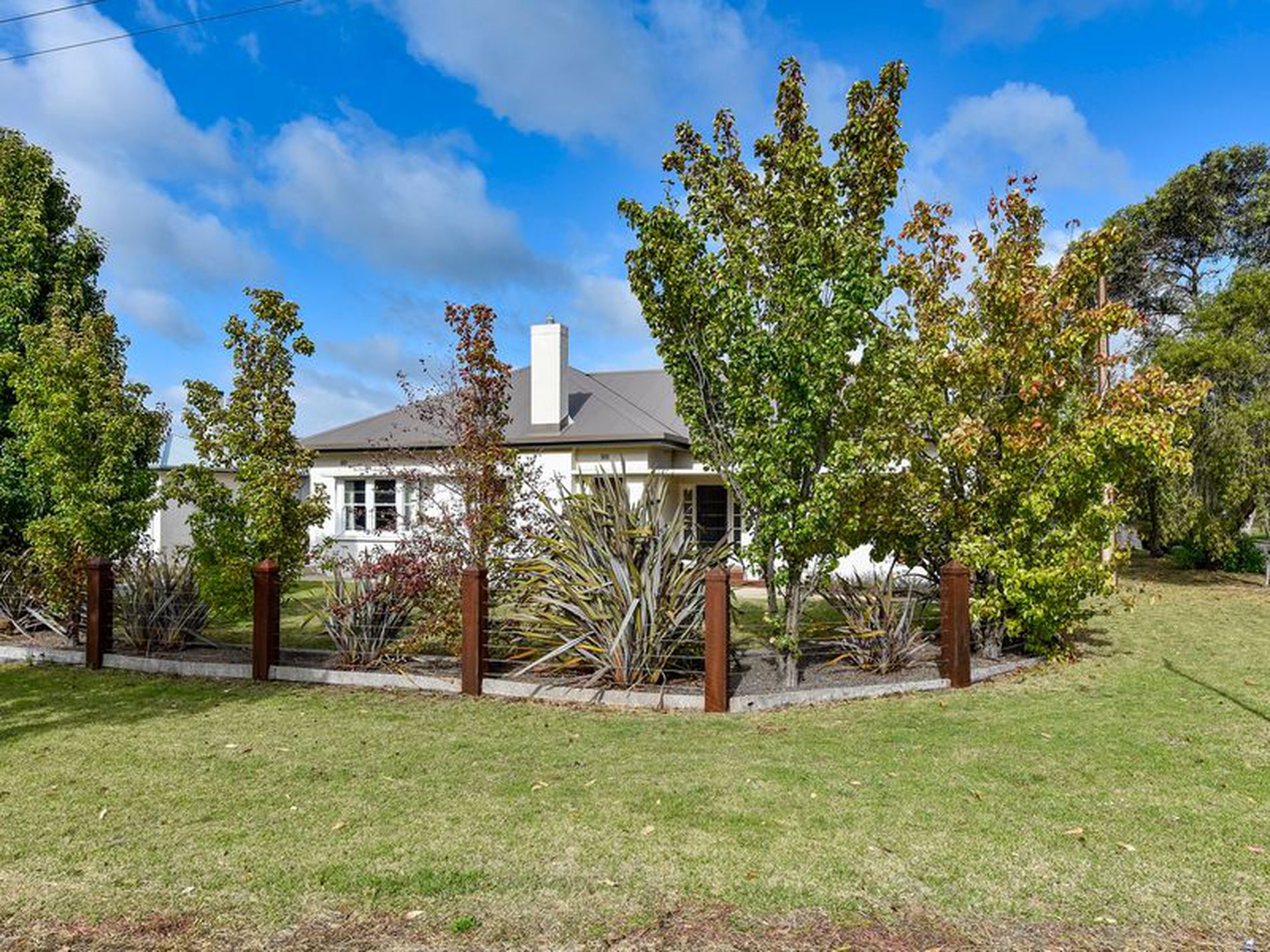 27 Main Street, Millicent