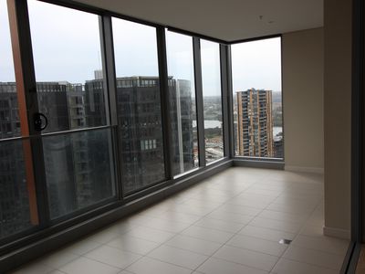 2710 / 18 Footbridge Boulevard, Wentworth Point
