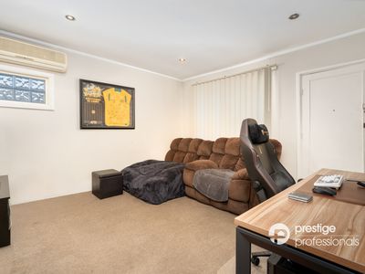 57 Derna Road, Holsworthy