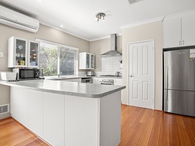 26 Amity Circuit, Shoalwater