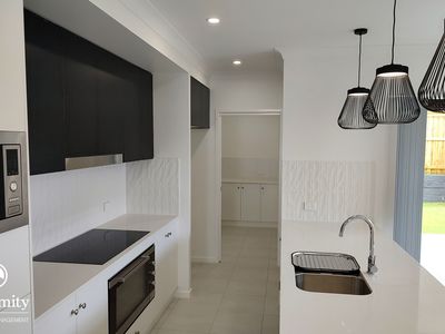 61 Shadforth Street, Burpengary East