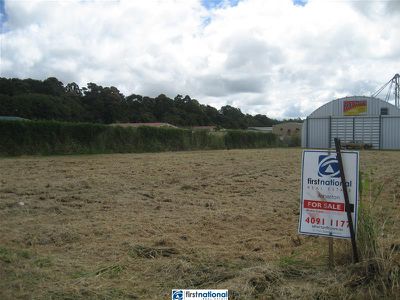 18 COSTA STREET, Atherton