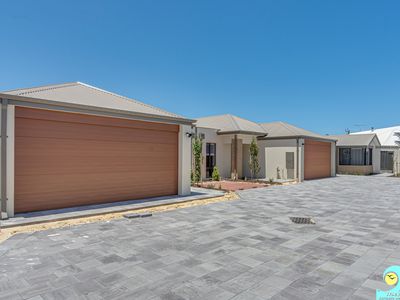 4 / 6 Merion Court, Yanchep