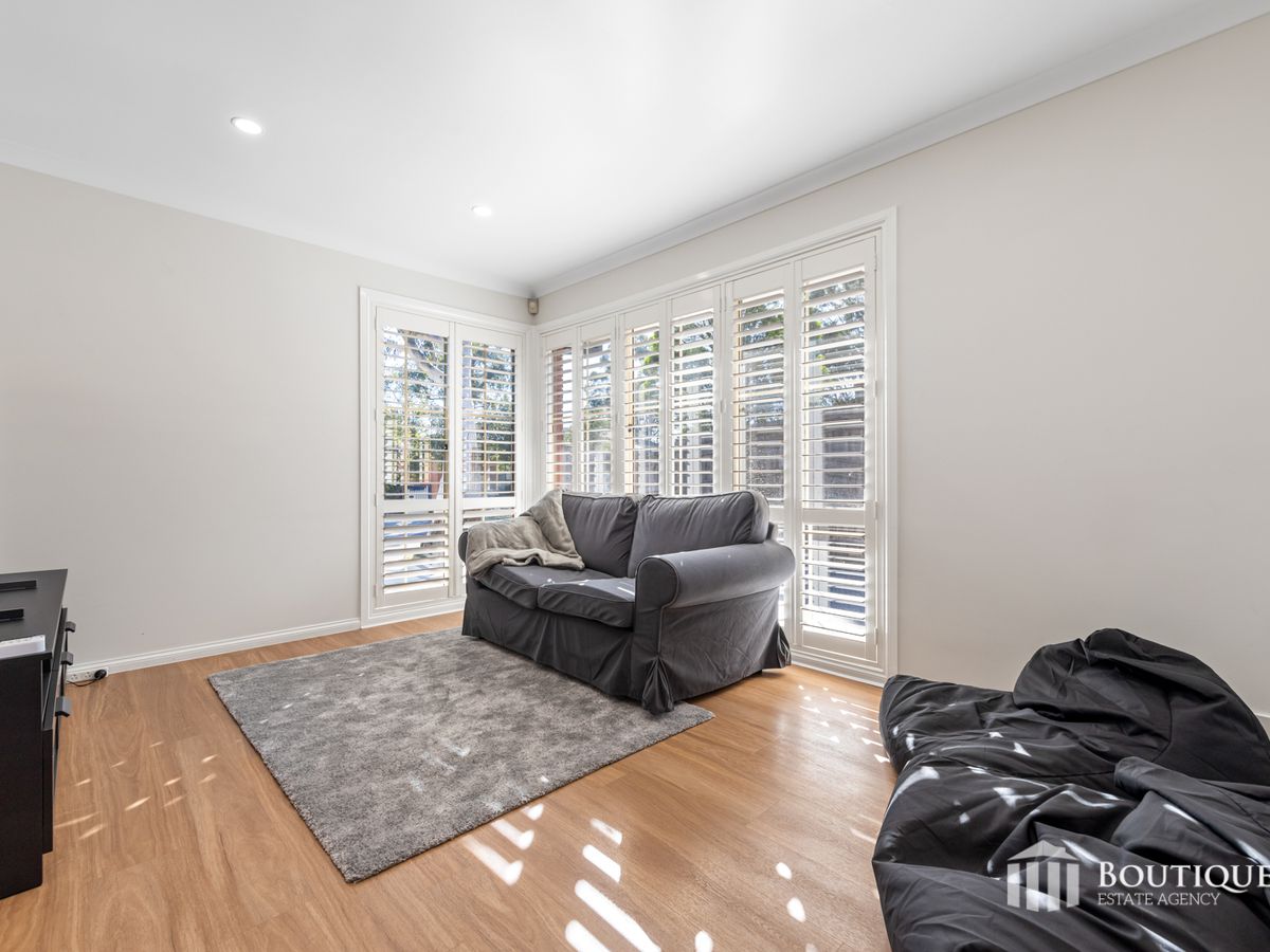 1 / 11 Lakeview Avenue, Rowville