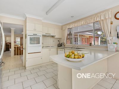 8 Lochaven Drive, Bangalee