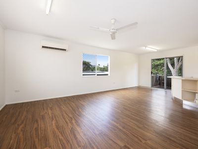 86 Gollogly Lane, Rasmussen