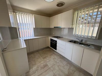 6 Banks Road, Busby