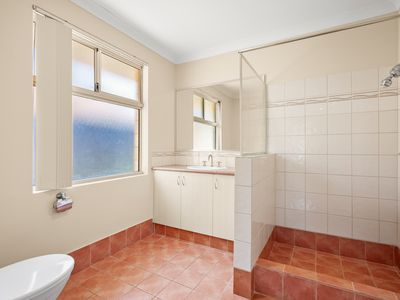 13 Valheru Avenue, Rockingham