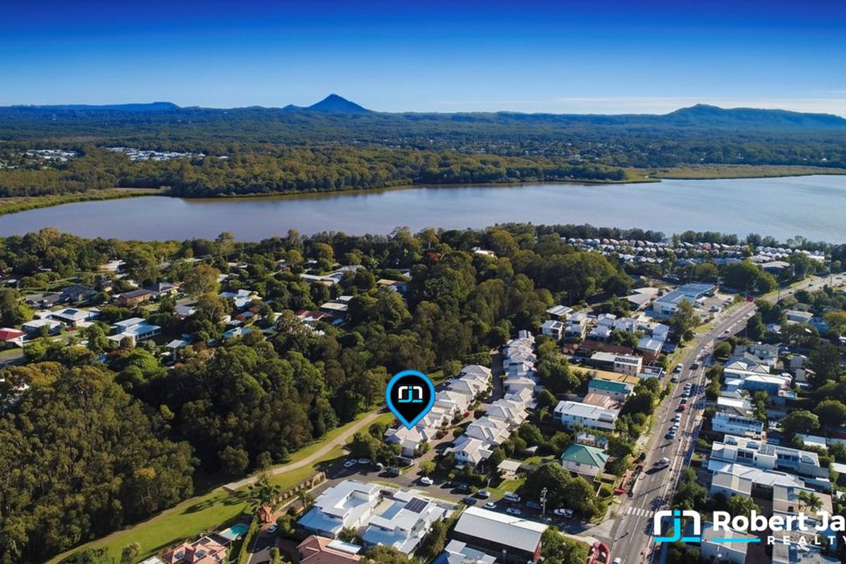 20 / 4 Riverstone Court, Tewantin