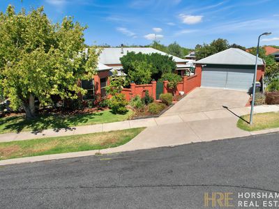 12 Farrar Avenue, Horsham