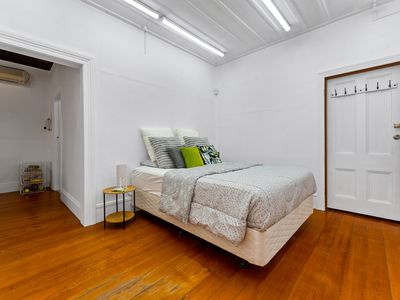 142 Great South Road, Remuera